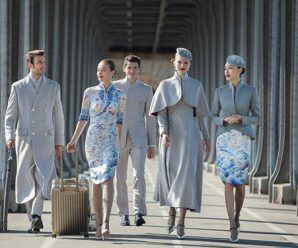 ไฮแฟชั่นสุด ยูนิฟอร์มใหม่ลูกเรือสายการบินไห่หนาน หรูระยับระดับ โอต์ กูตูร์