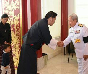 กษัตริย์จิกมี เสด็จฯ ถึงไทย ร่วมงานพระราชพิธีถวายพระเพลิงพระบรมศพ ร.9