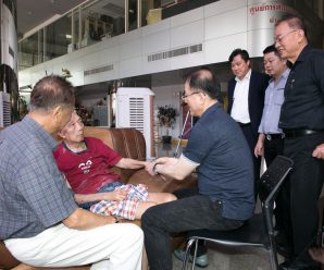 แพทย์เกาหลีช่วยรักษาผู้ป่วยด้านข้อ-อัมพาตด้วยวิธีจับเส้น ที่อาคารแกแลคซี่ฯ