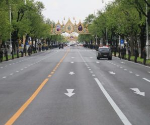 ปิดการจราจรบริเวณถนนราชดำเนินนอก เจ้าหน้าที่แนะใช้ถนนพิษณุโลกสัญจรแทน