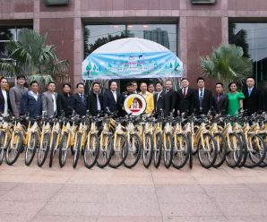 พล.อ.ชนาธิป ในนามกอ.รมน. รับมอบจักรยาน 70 คัน จาก”ดร.อมร”สมาพันธ์รวมใจชาวจีนฯ ให้เด็กถิ่นธุรกันดาร
