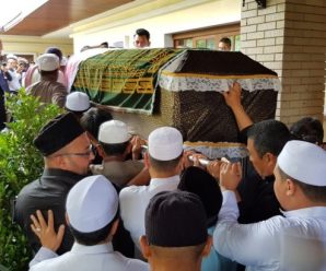เคลื่อนย้ายร่าง ‘สุรินทร์ พิศสุวรรณ’ เข้าห้องละหมาด เริ่มพิธีกรรมทางศาสนา