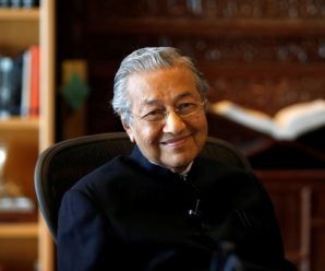 พรรคร่วมฝ่ายค้านมาเลย์ประกาศส่ง ‘มหาธีร์’ ในวัย 92 ทวงคืนเก้าอี้นายกฯในศึกเลือกตั้งกลางปีนี้