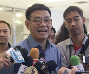 ‘สมชัย’เข้าเก็บของ น้อมรับคำสั่ง คสช.-ไม่วิจารณ์ แย้มกลับไป’พีเน็ต’ ขอทำประโยชน์ให้บ้านเมือง