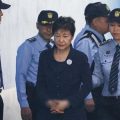 คุก 24 ปี! ศาลตัดสินอดีตประธานาธิบดีหญิงเกาหลีใต้ คดีรับสินบน