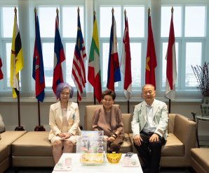 ดร.อมร-คุณพวงเพชร ร่วมอวยพรในโอกาสวันคล้ายวันเกิด “ดร.จรรย์สมร วัธนเวคิน”